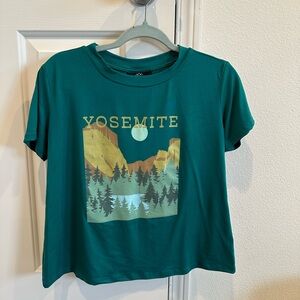 Super soft Green Yosemite Graphic T-Shirt